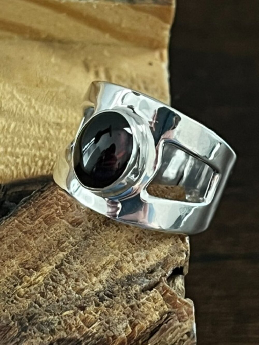 925 Sterling Silver Ring Garnet Red Cabochon Stone Chunky Size 7